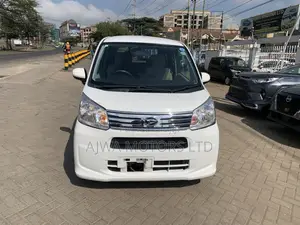 Daihatsu Move 2021 White