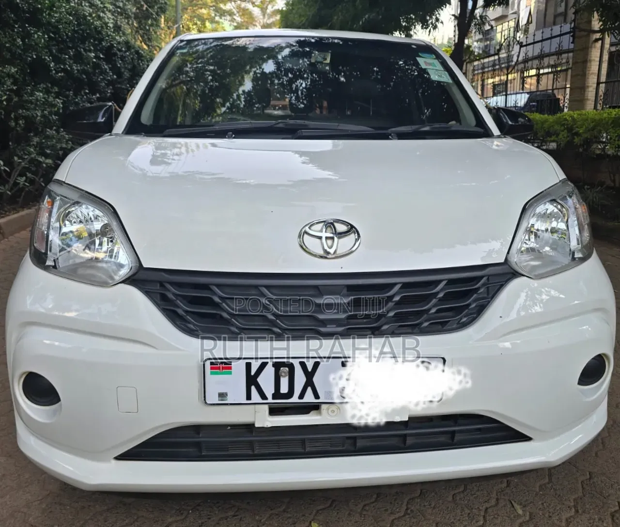 Toyota Passo 2017 White
