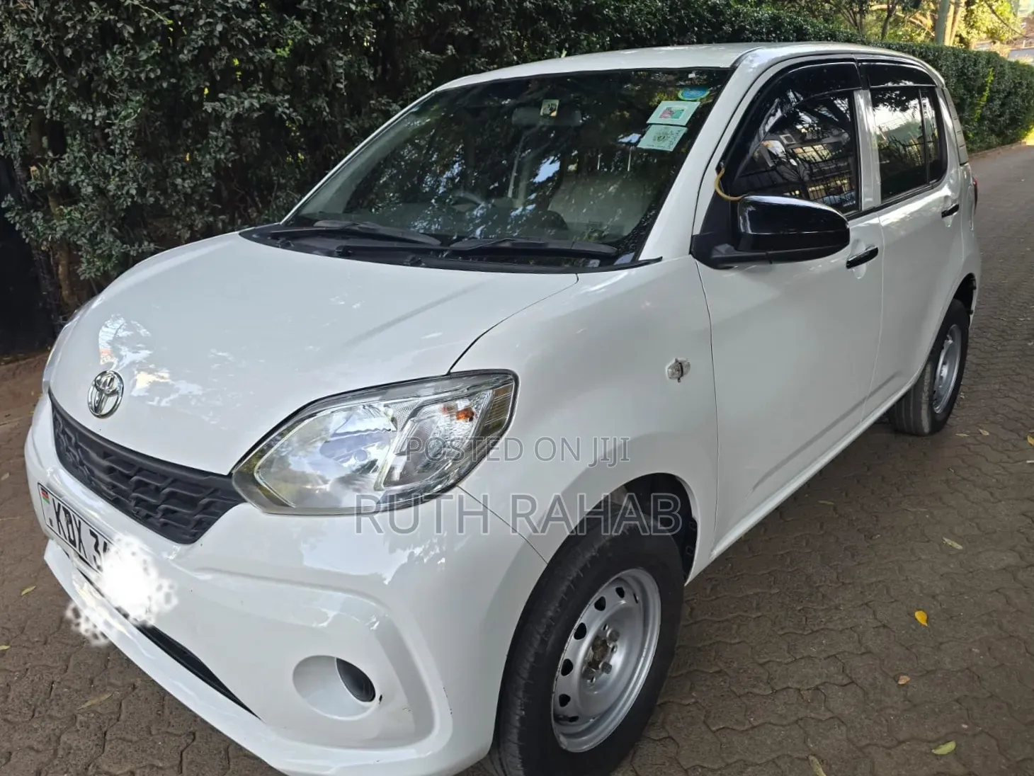 Toyota Passo 2017 White
