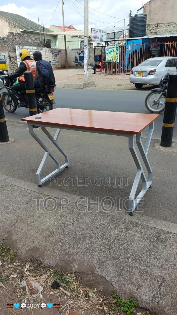Training Tables/ Computer Table - thumbnail 2
