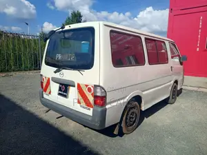 Mazda Bongo 2002 White