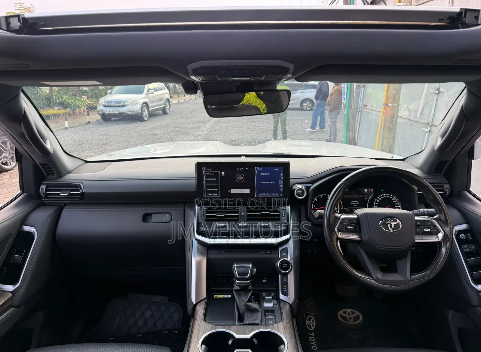 Toyota Land Cruiser 2022 Silver