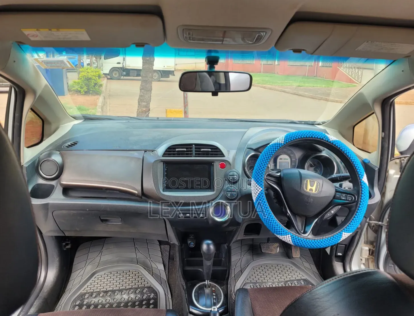 Honda Fit Shuttle 2014 Silver
