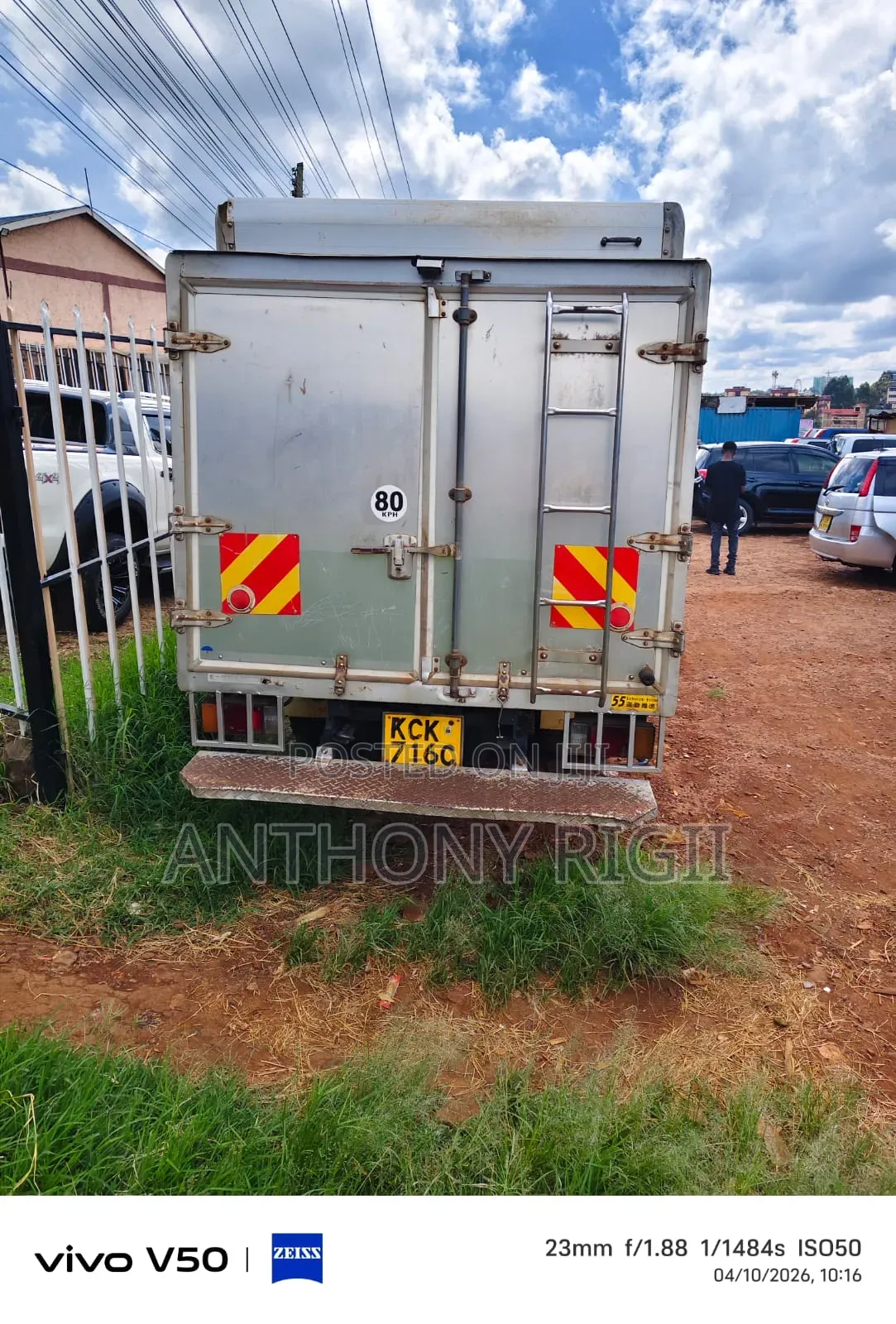2010 Isuzu NPR – Manual | Diesel | Excellent Condition