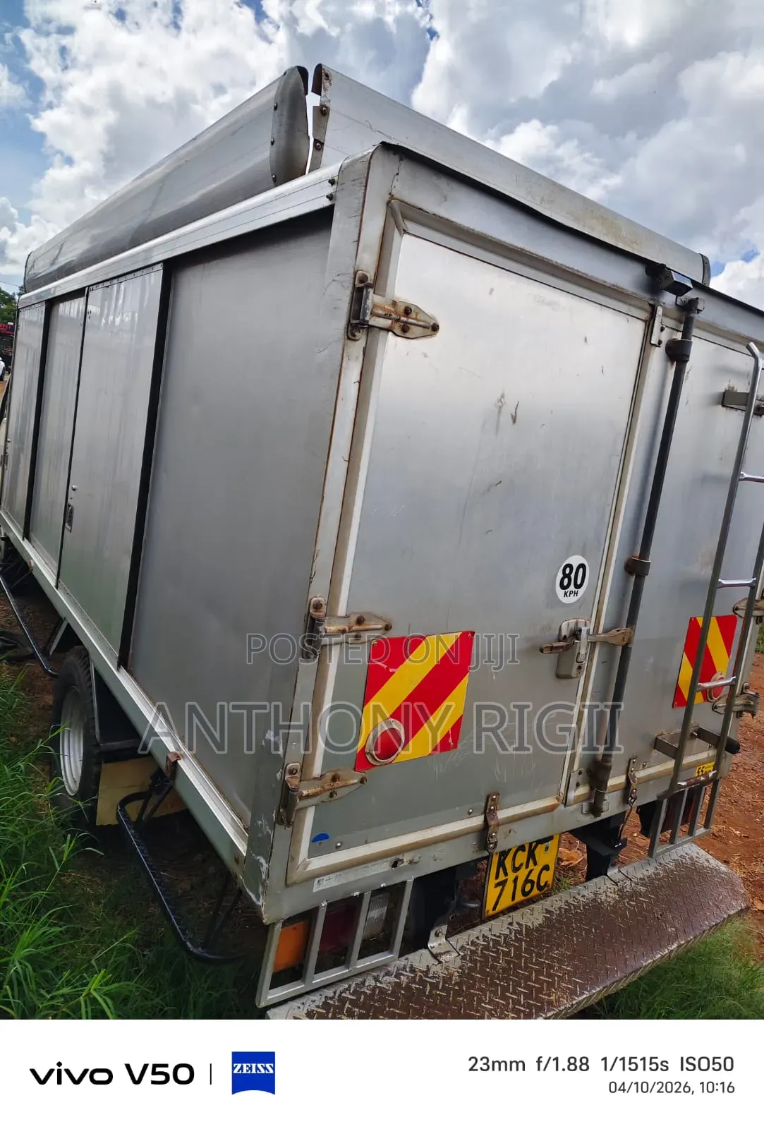2010 Isuzu NPR – Manual | Diesel | Excellent Condition