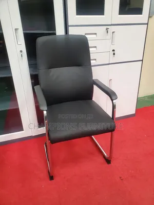 Black Leather Cantilever Boardroom/Office Chair