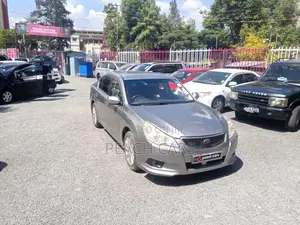 Subaru Legacy 2010 Silver
