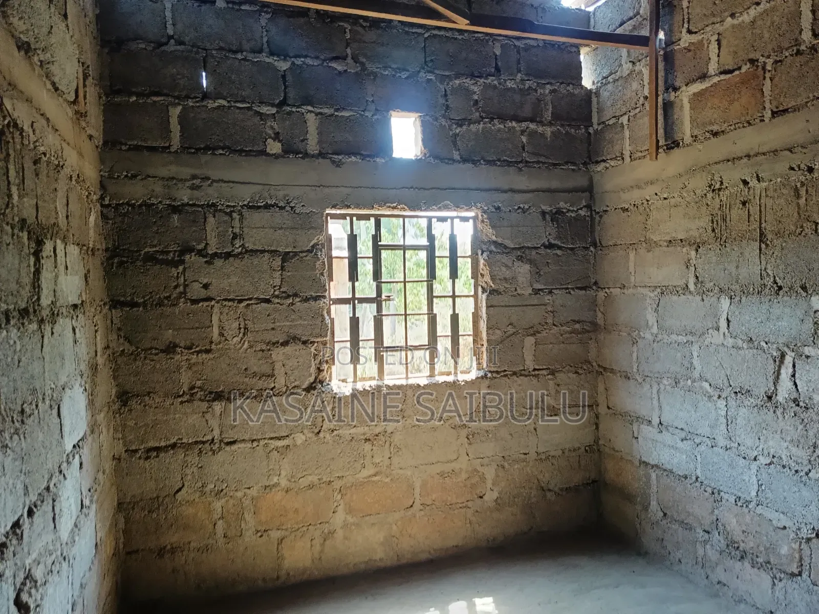 3bdrm Farm House in Tikondo, Kimana for sale