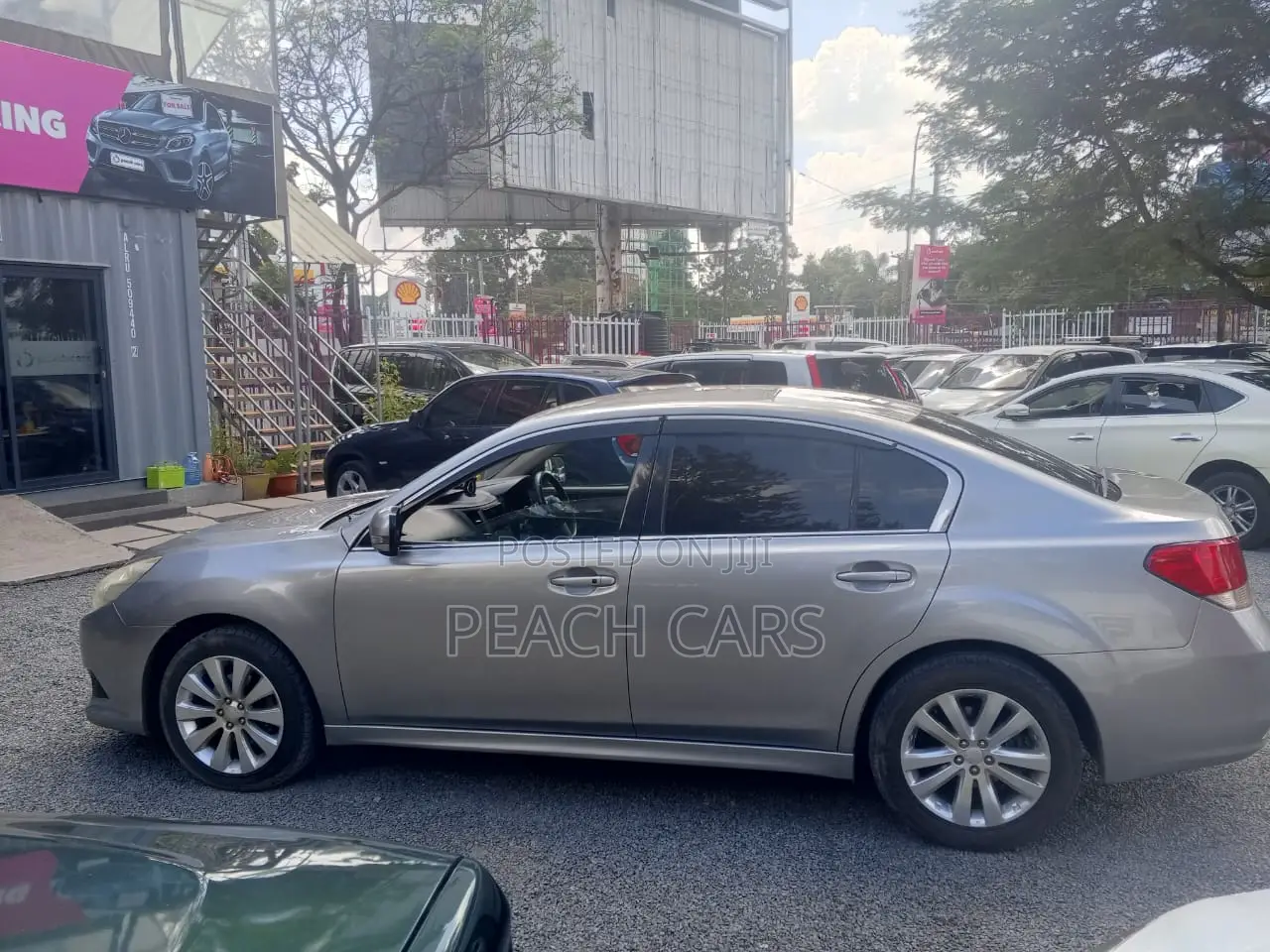 Subaru Legacy 2010 Silver
