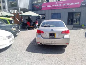 Subaru Legacy 2010 Silver