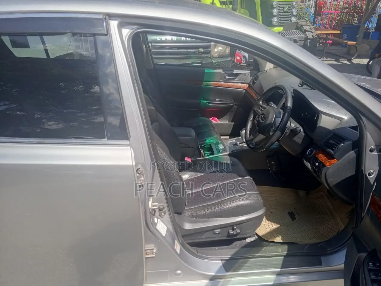 Subaru Legacy 2010 Silver