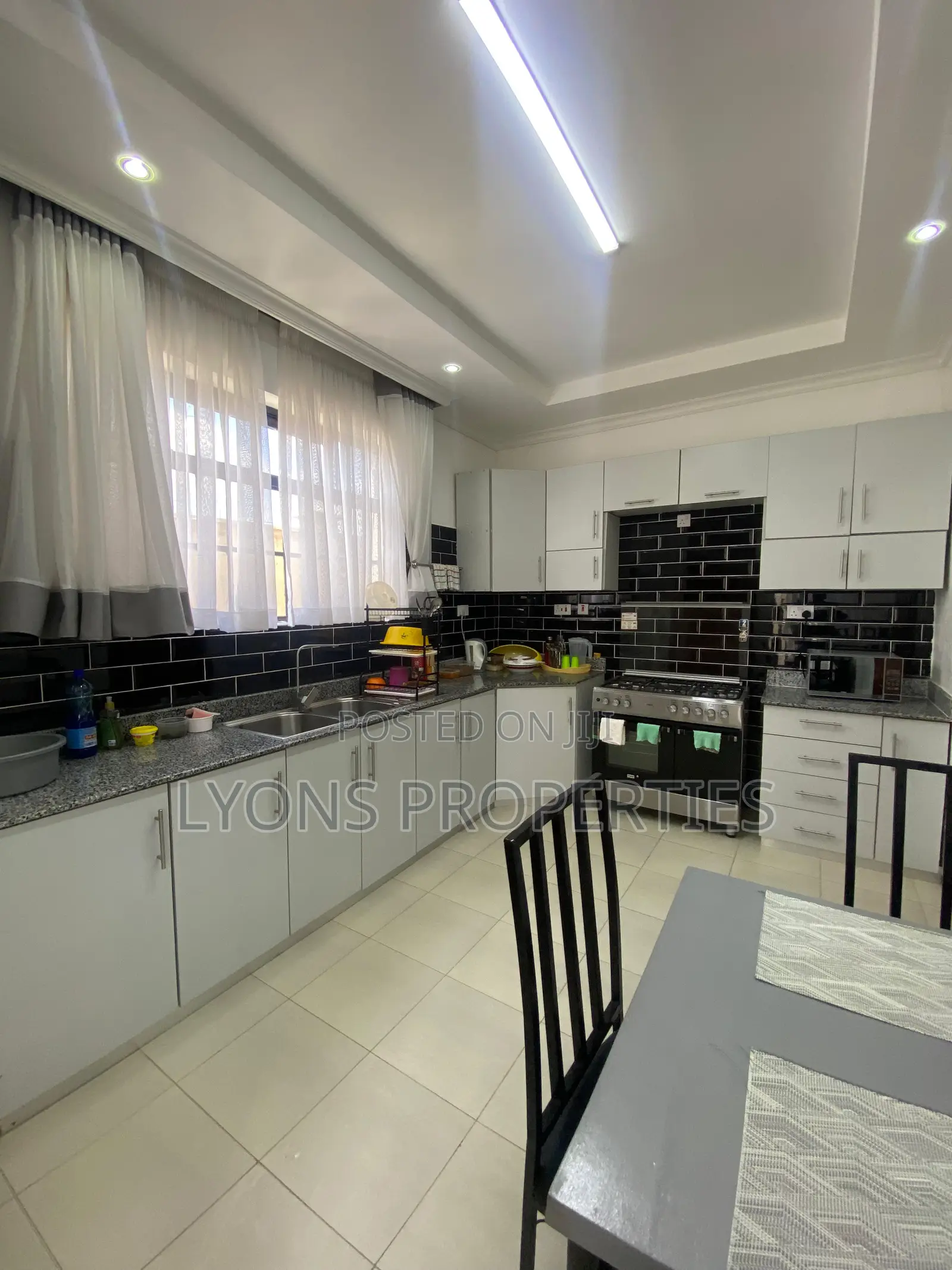 4bdrm Bungalow in Kibiku for sale