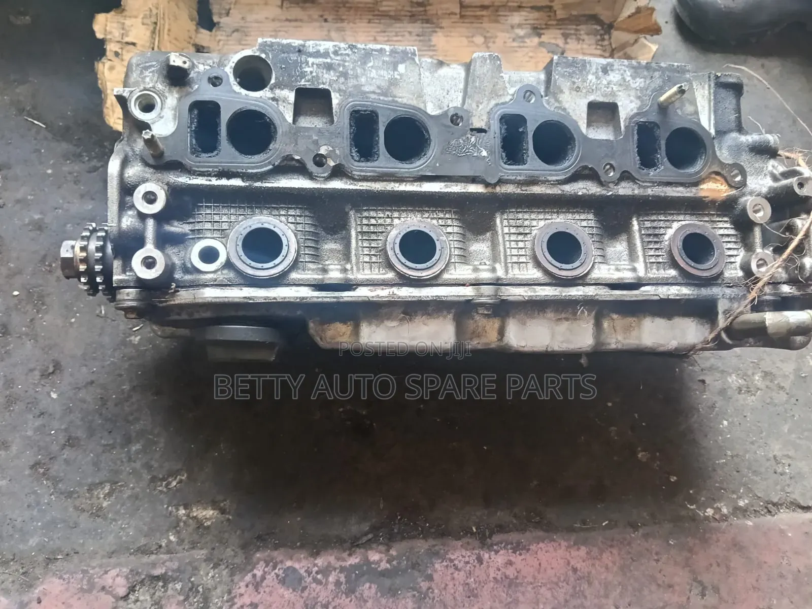 Nissan Navara Cylinder Head