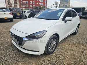 Mazda Demio 2019 White