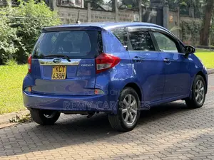 Subaru Trezia 2011 Blue