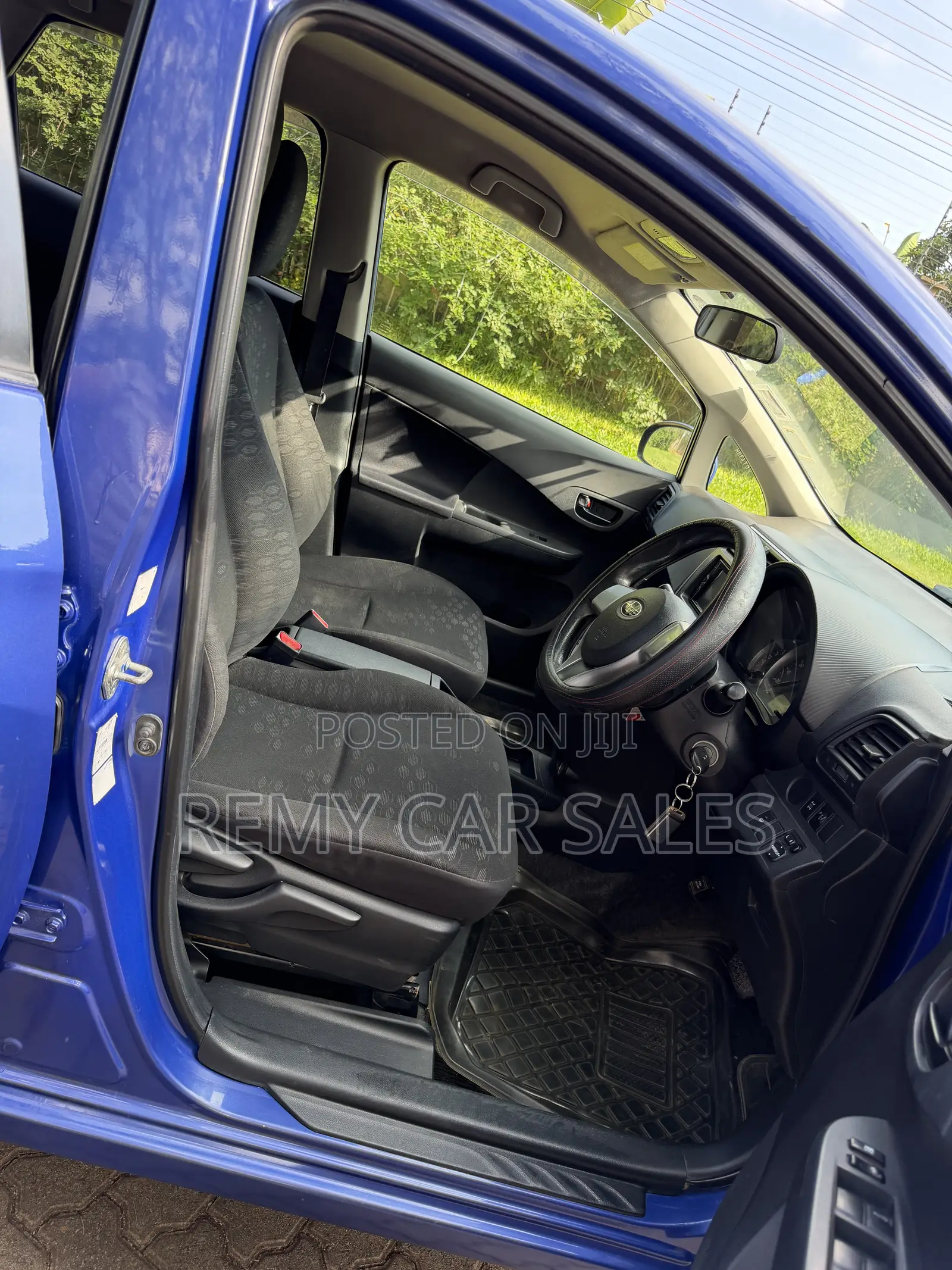Subaru Trezia 2011 Blue