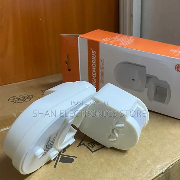 White Plastic, 180° Coverage, Adjustable Brightness Time Delay