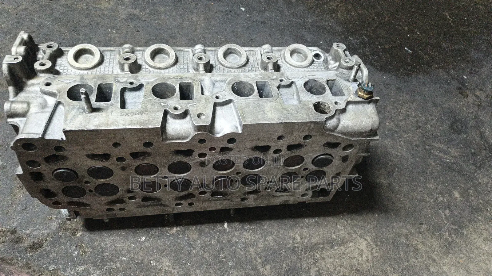 Nissan Navara Cylinder Head