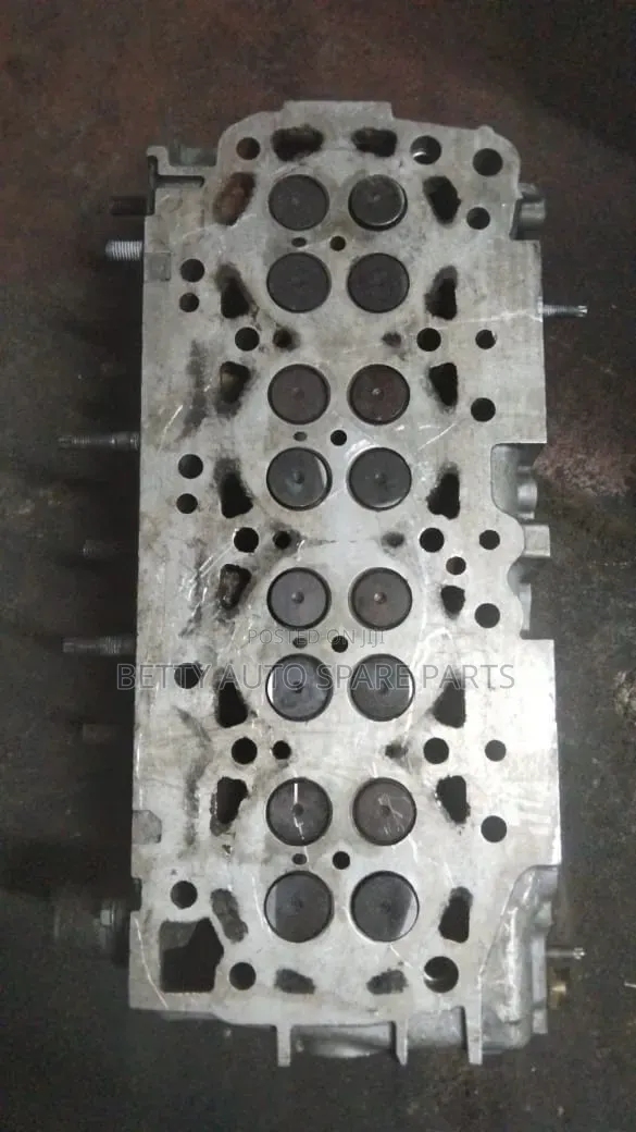 Nissan Navara Cylinder Head