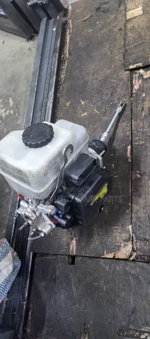 Toyota Prado 150 Brake Booster
