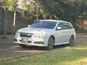 Subaru Legacy 2013 White