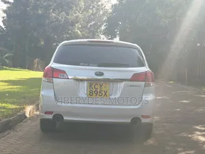 Subaru Legacy 2013 White