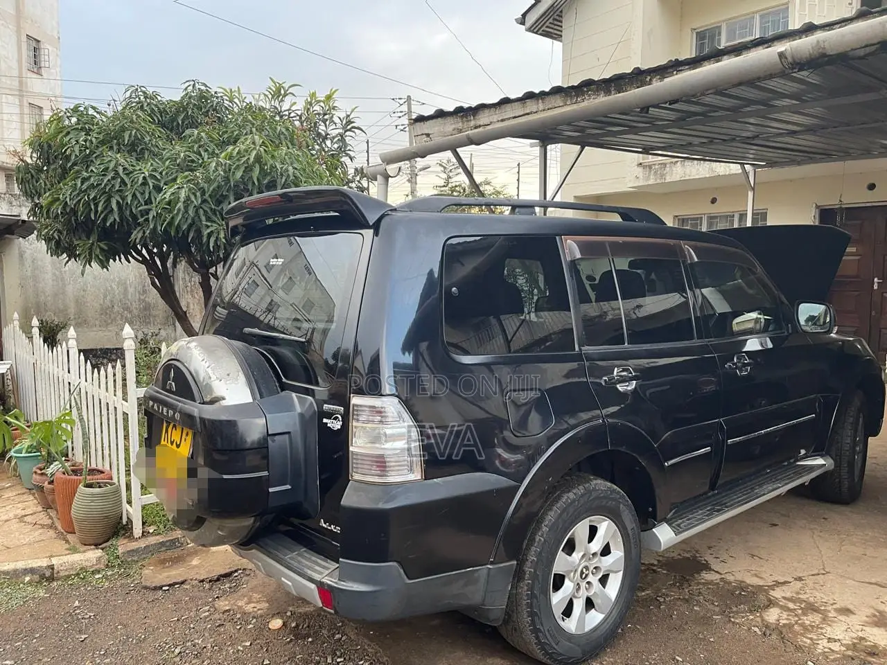 Mitsubishi Pajero 2009 Black