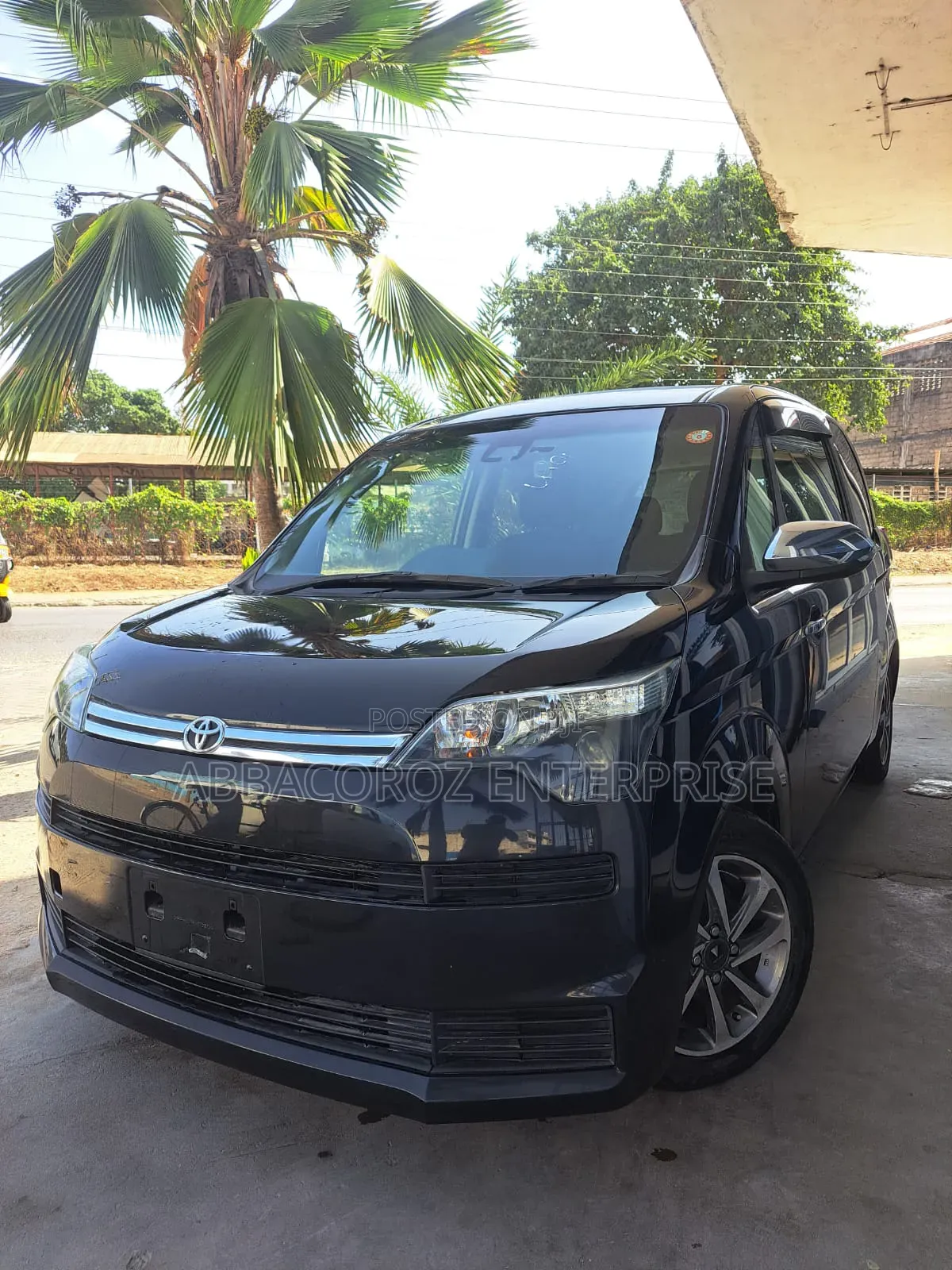 Toyota Spade 2018 Purple