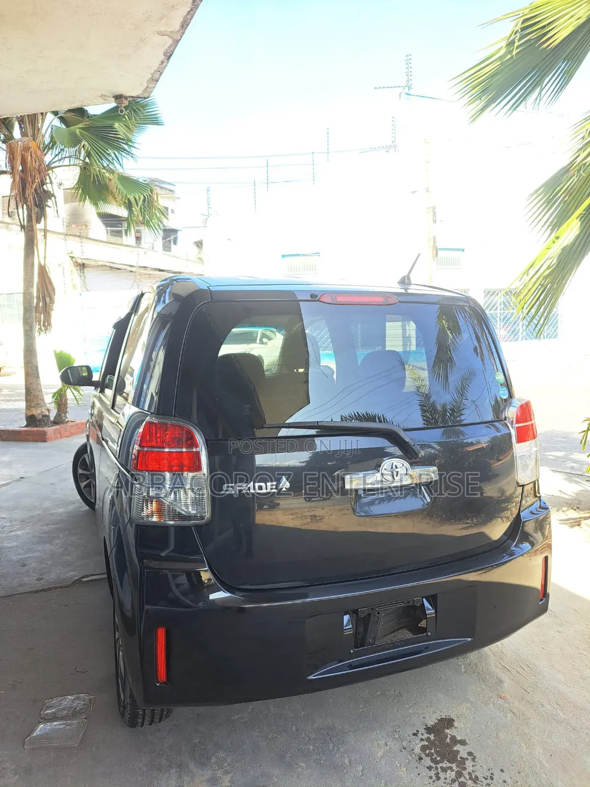 Toyota Spade 2018 Purple