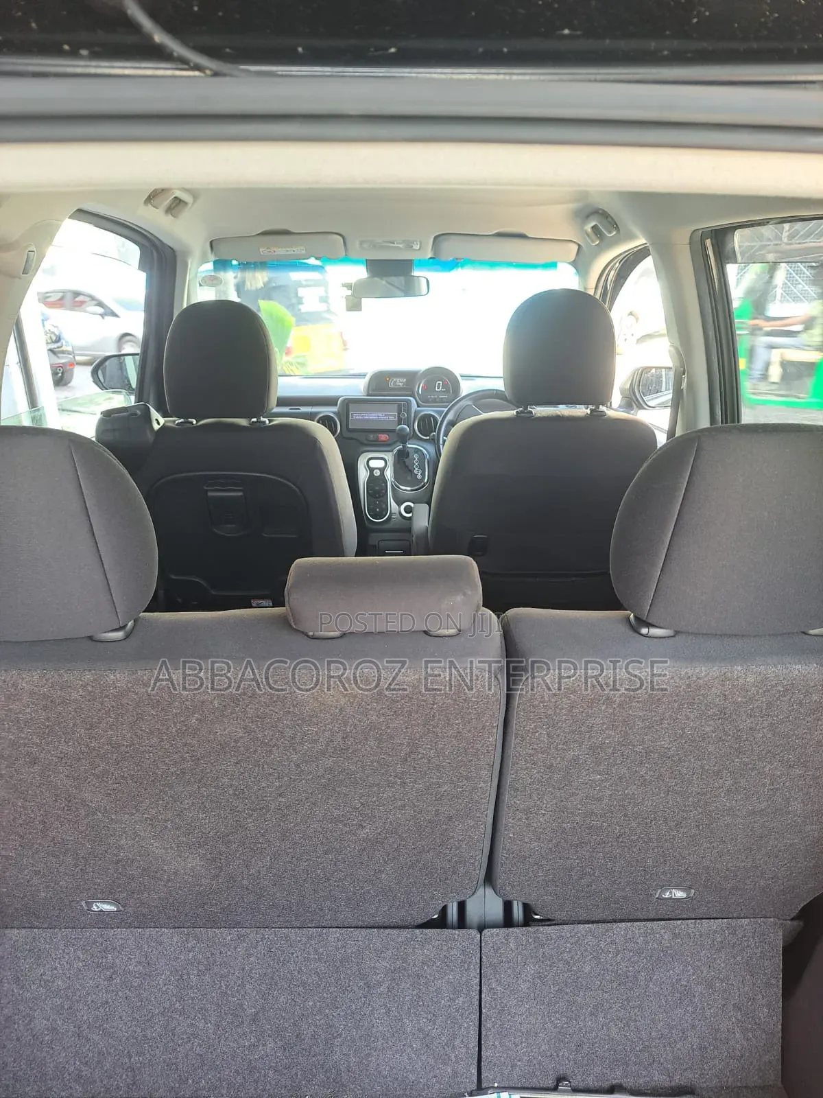 Toyota Spade 2018 Purple