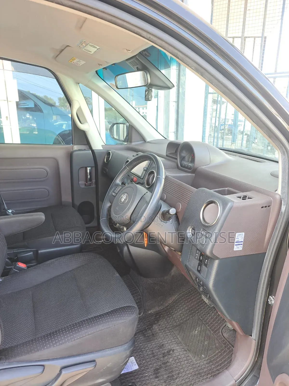 Toyota Spade 2018 Purple