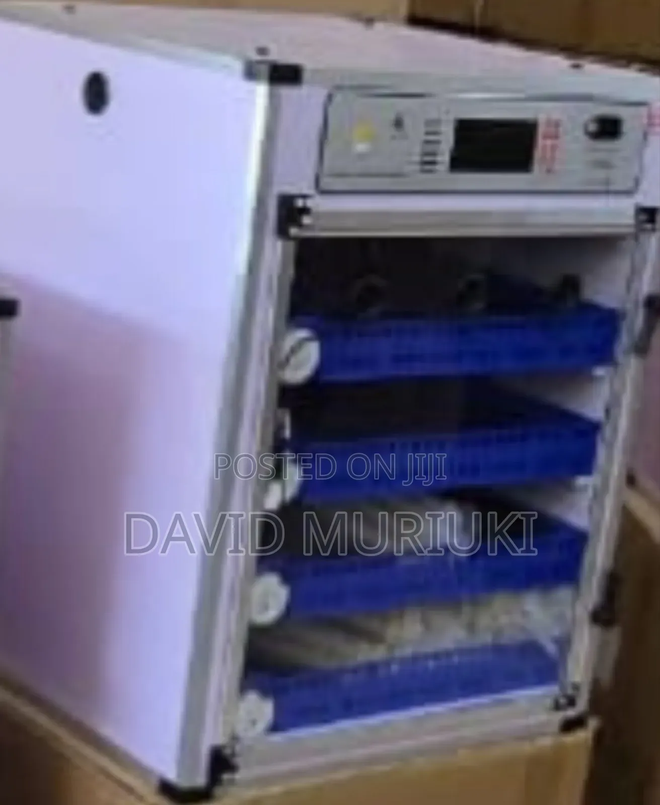 272 Eggs Automatic Incubator