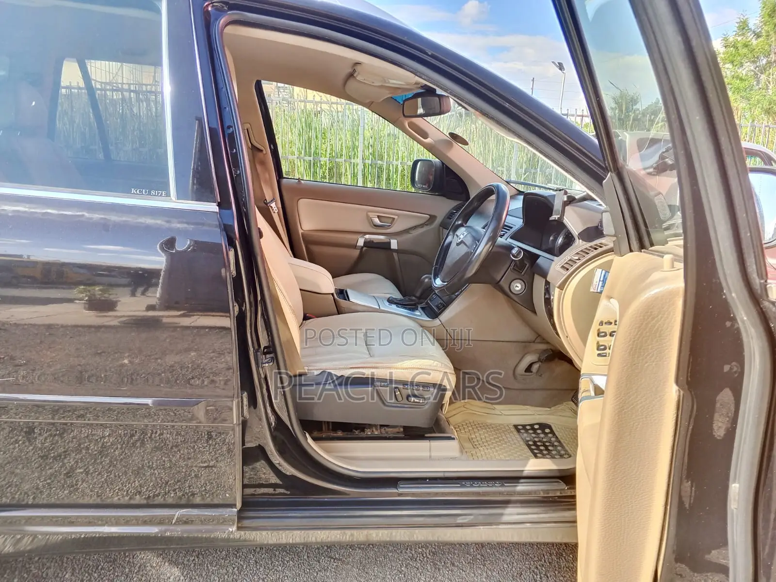 Volvo XC90 2012 Black