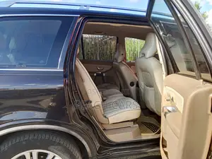 Volvo XC90 2012 Black