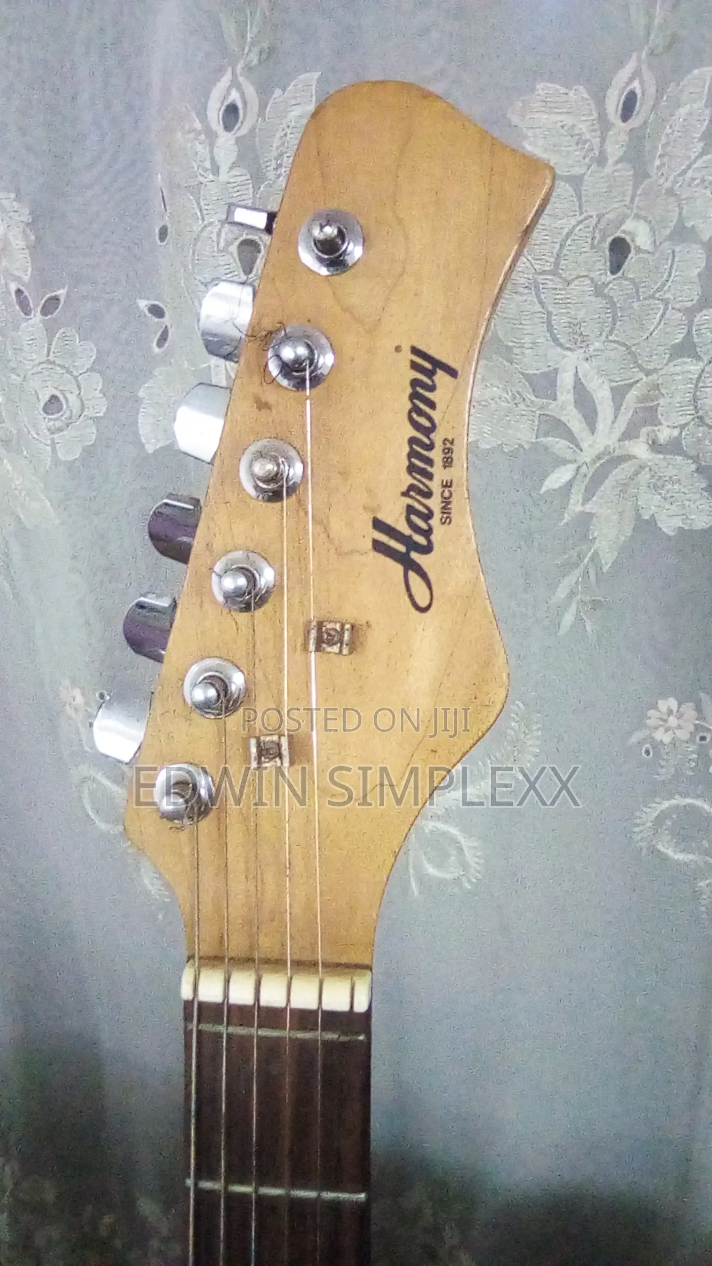 Harmony Slim Body Electric Guitar