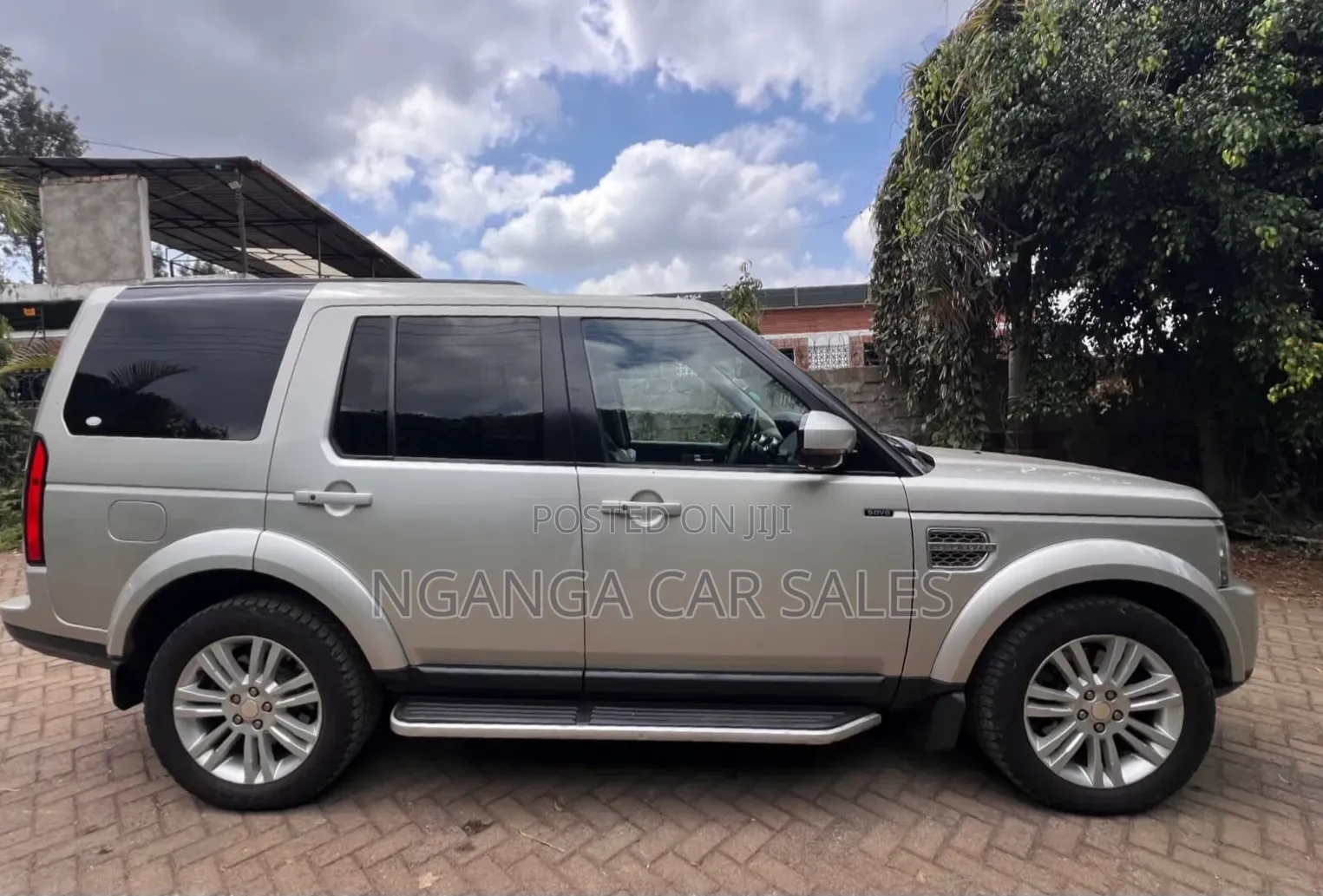 Land Rover Discovery 2014 Gray
