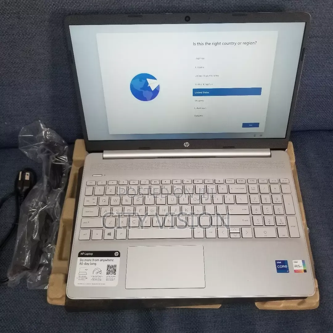 New Laptop HP 8GB Intel Core 5 SSD 512GB