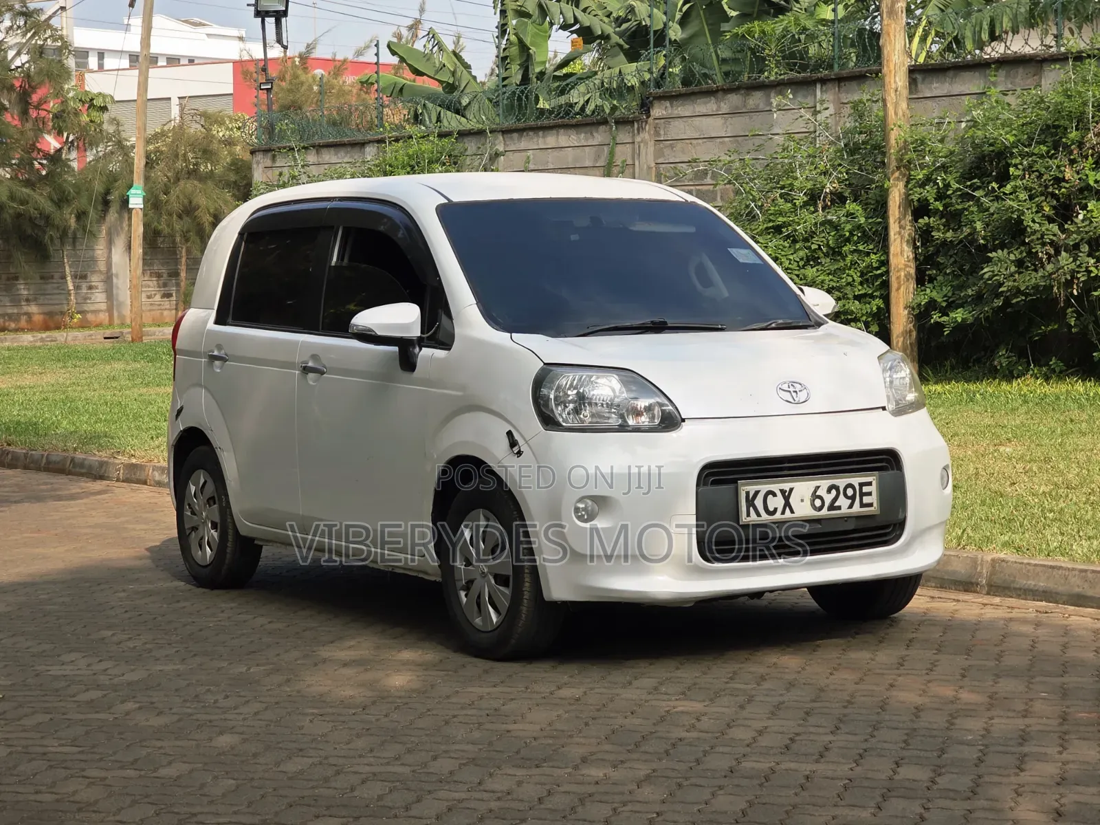 Toyota Porte 2015 White