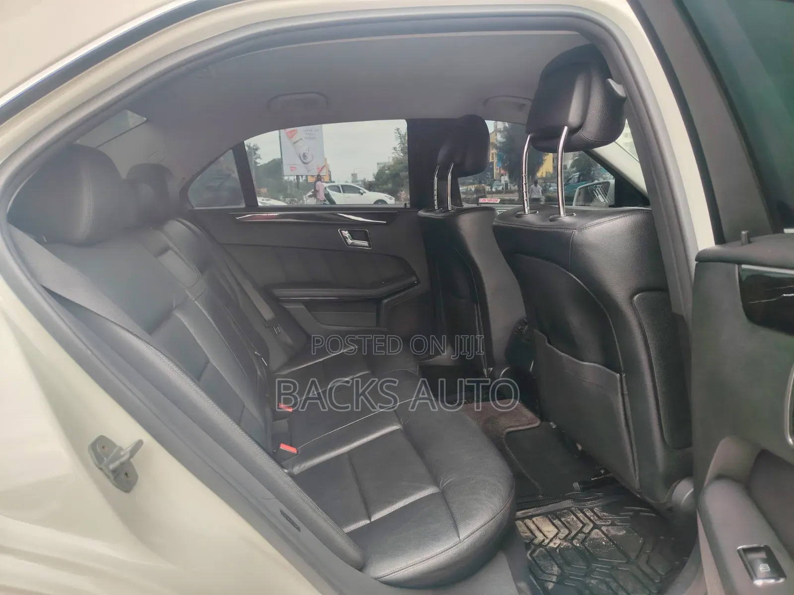 Mercedes-Benz E300 2009 White