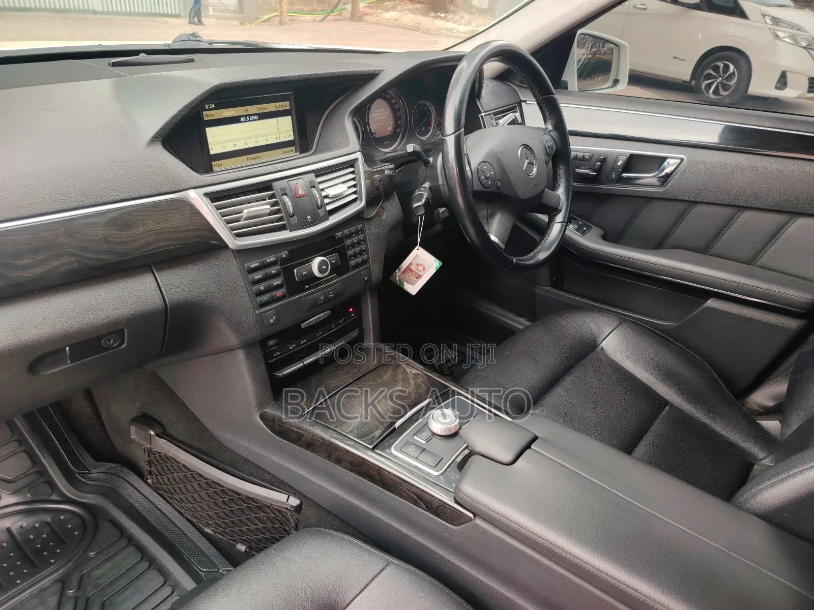 Mercedes-Benz E300 2009 White