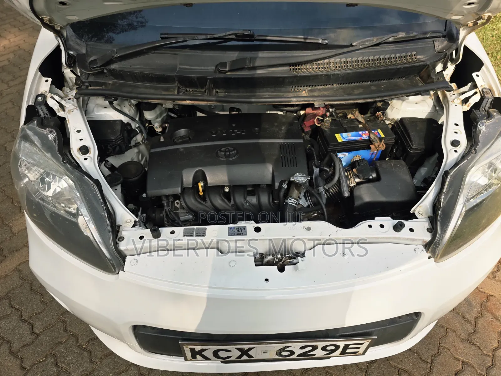 Toyota Porte 2015 White