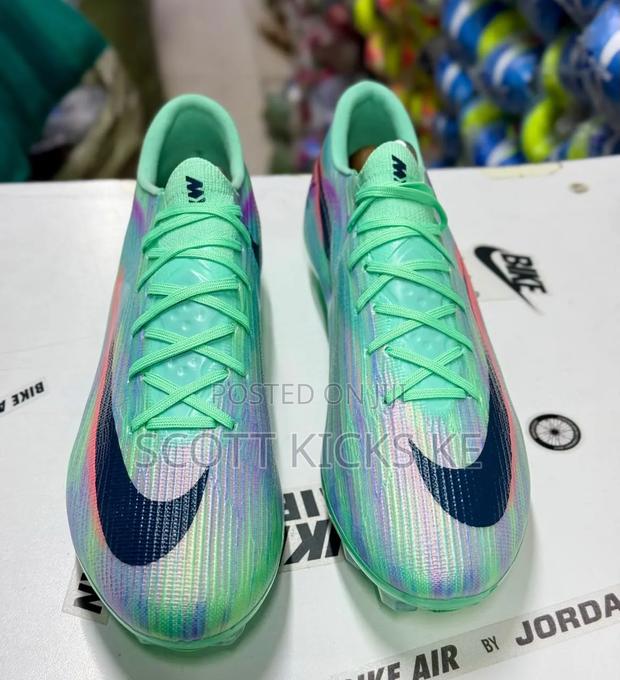 Nike Air Zoom Mercurial Vapor 17 Elite