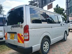 Toyota HiAce 2012 Silver