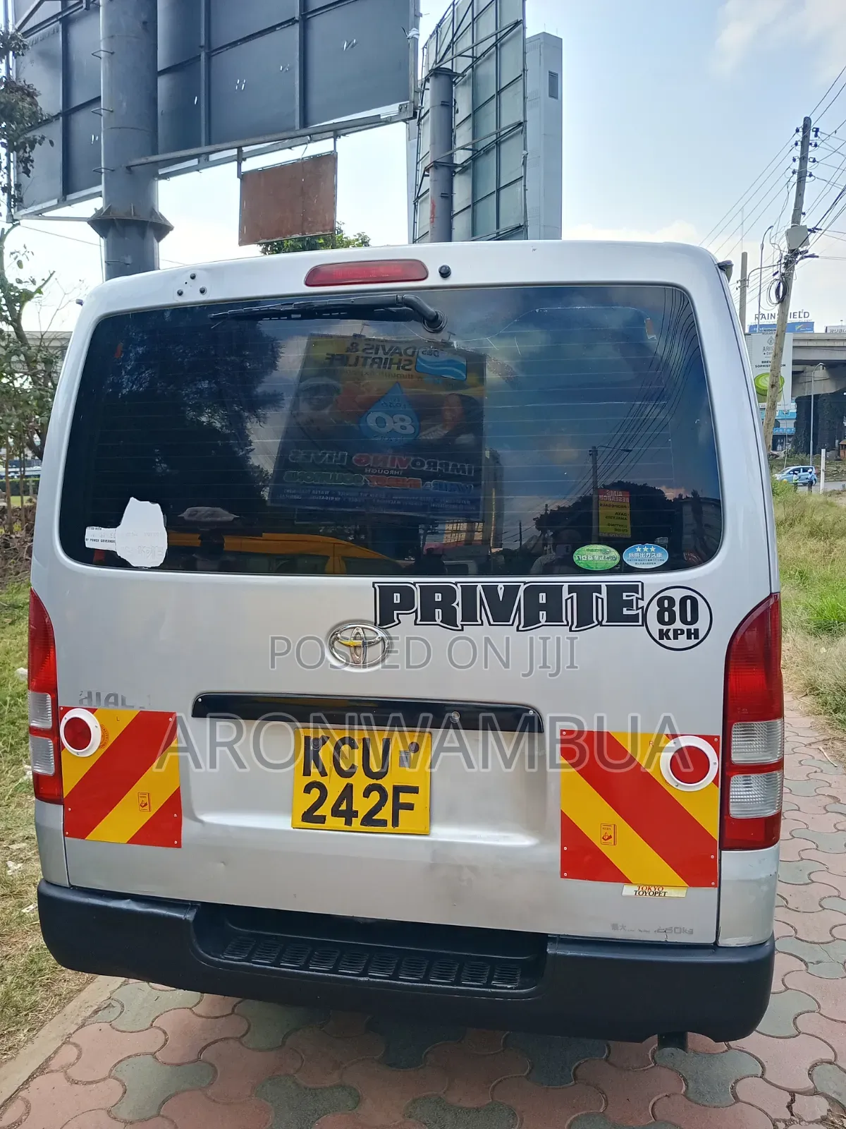 Toyota HiAce 2012 Silver