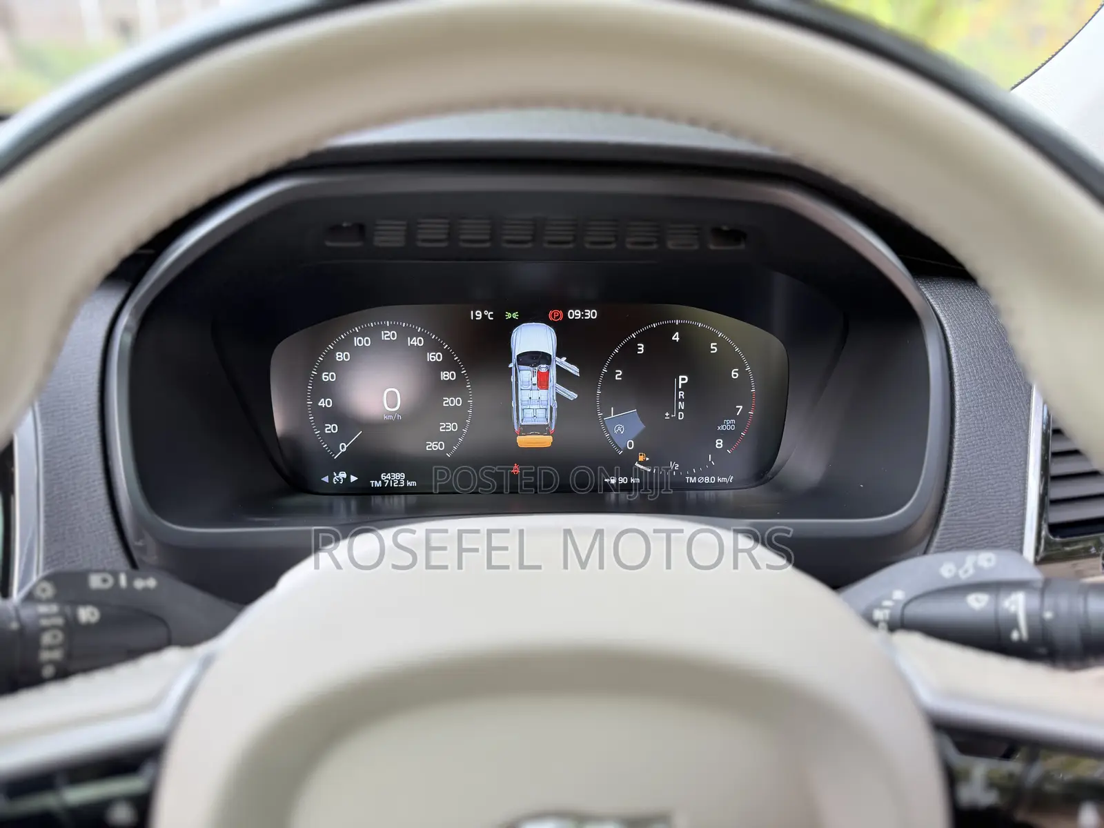 Volvo XC90 T5 Momentum AWD 2019 Blue