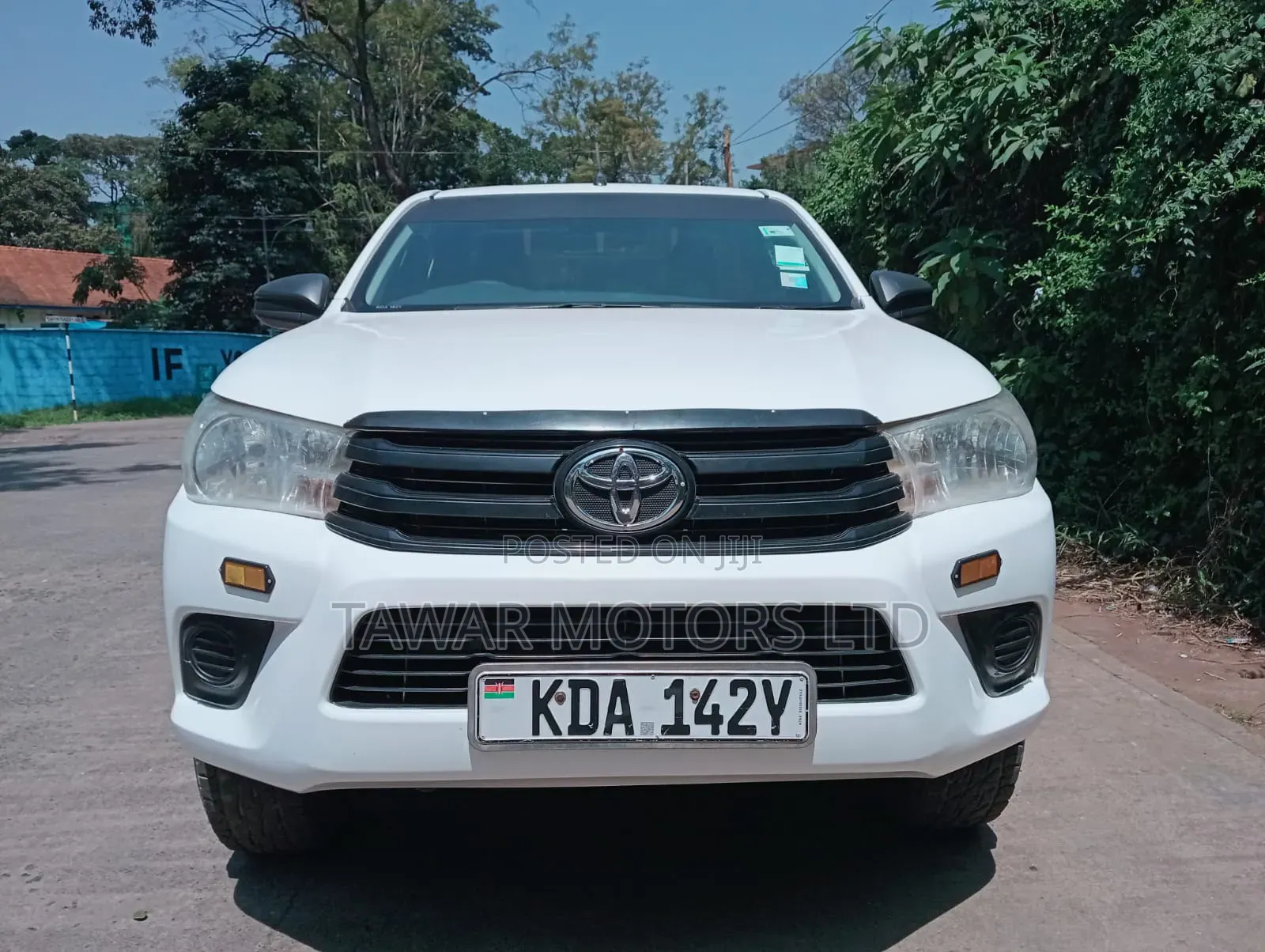 Toyota Hilux 2019 White