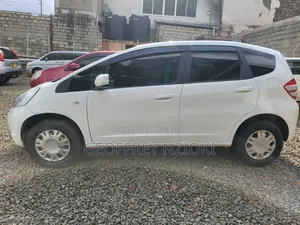 Honda Fit 2010 White