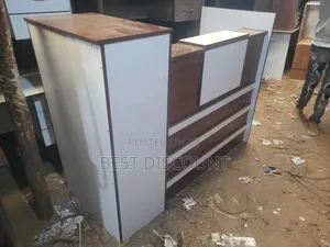 Reception Table 1.2 M