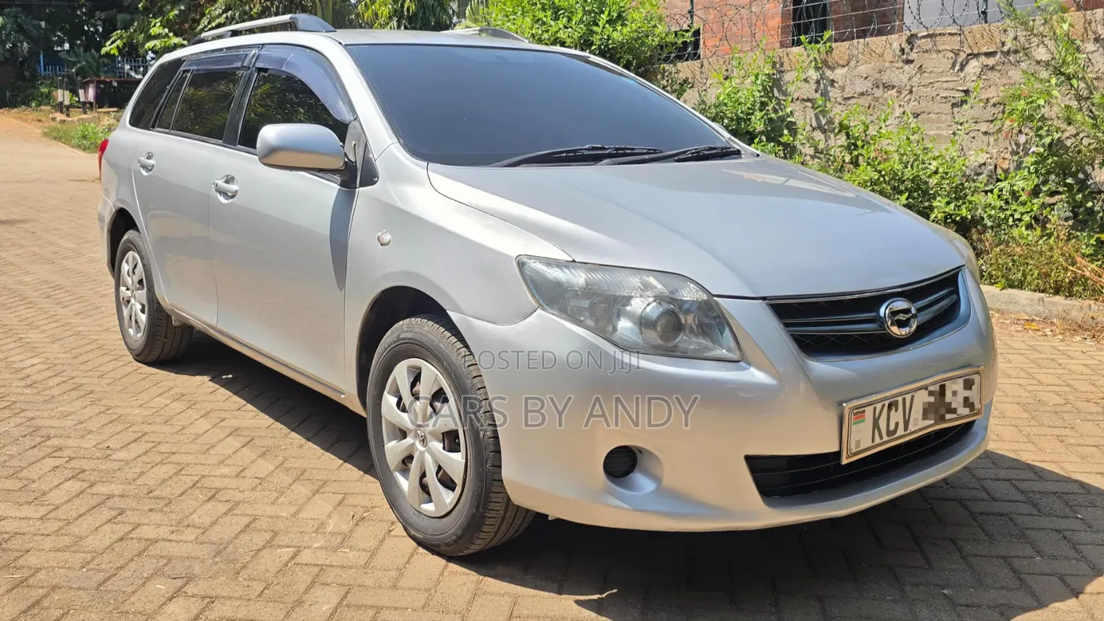 Toyota Corolla Fielder 2012 Silver