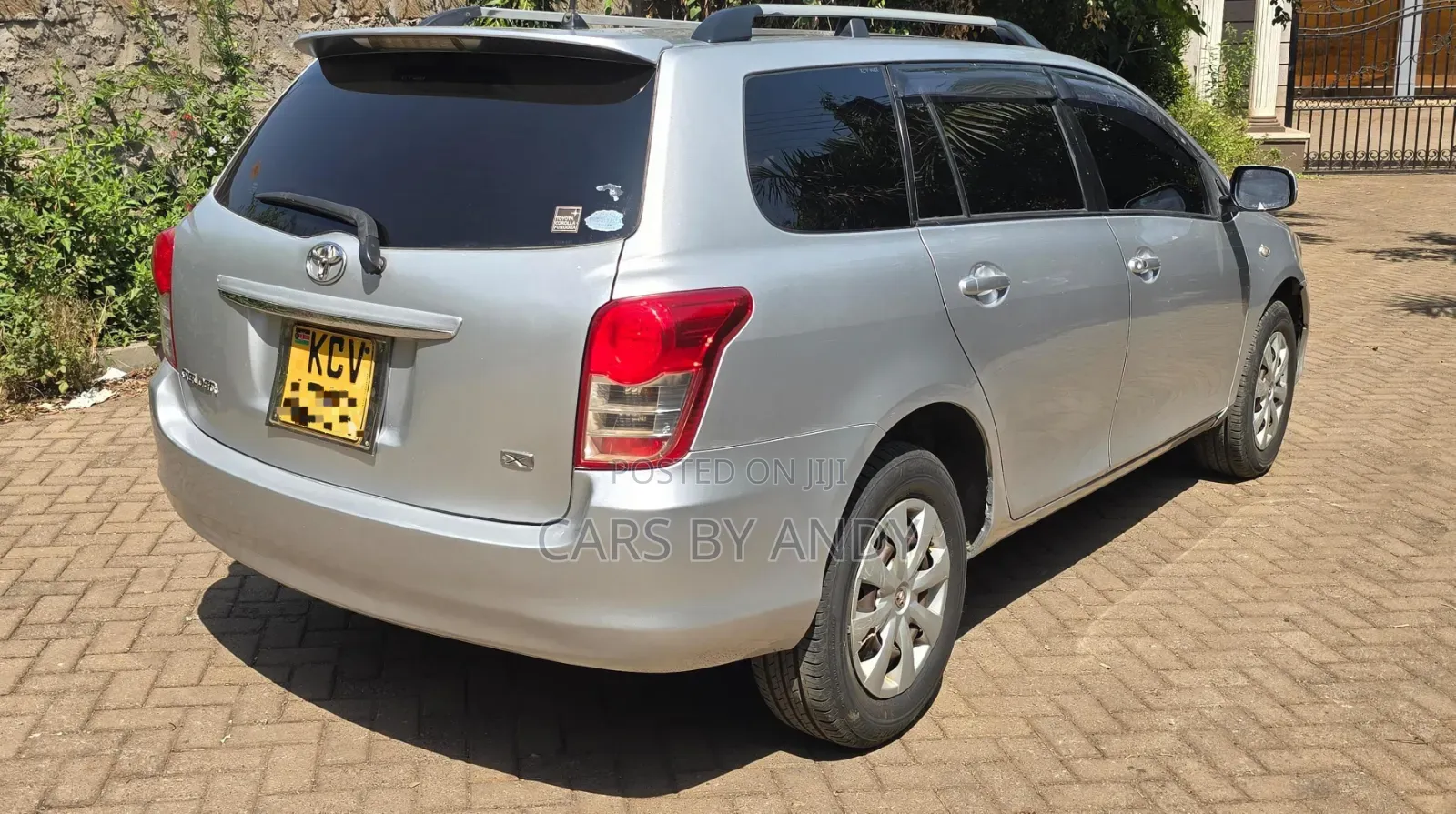 Toyota Corolla Fielder 2012 Silver